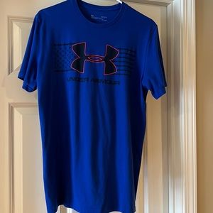 Under Armour Mens short sleeve t-shirt.